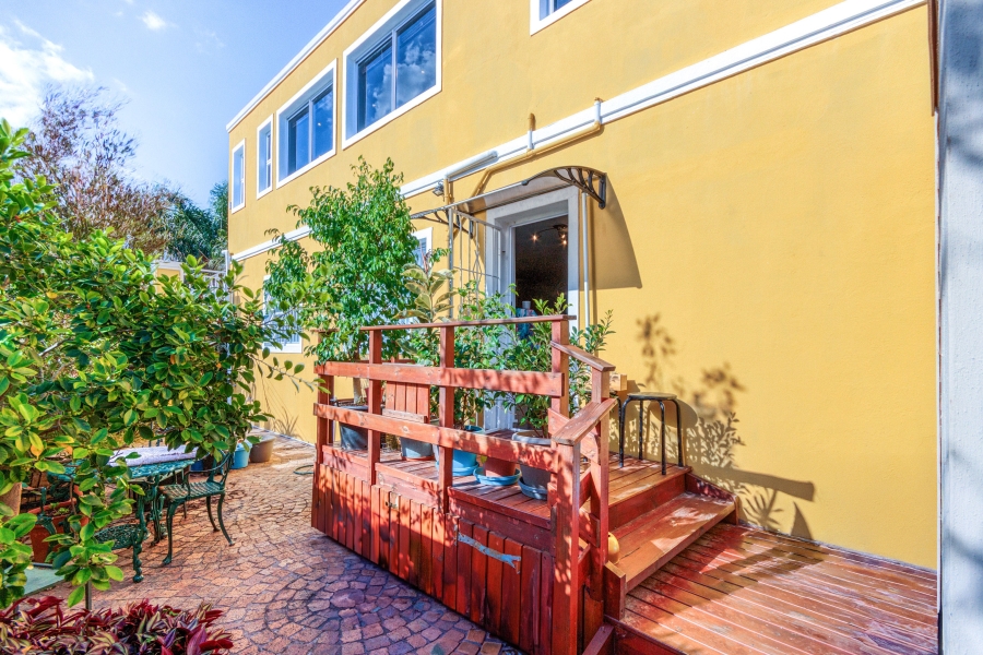 6 Bedroom Property for Sale in Olive Grove Western Cape